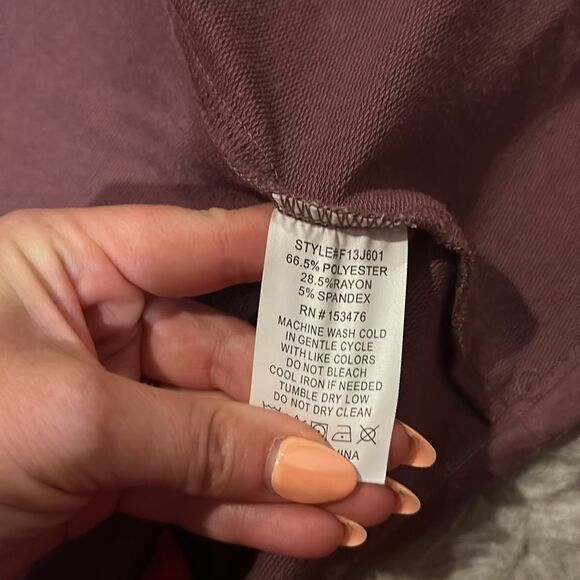 T/S by Thrive women’s purple rayon stretch open hooded flowy cardigan - Picture 3 of 4